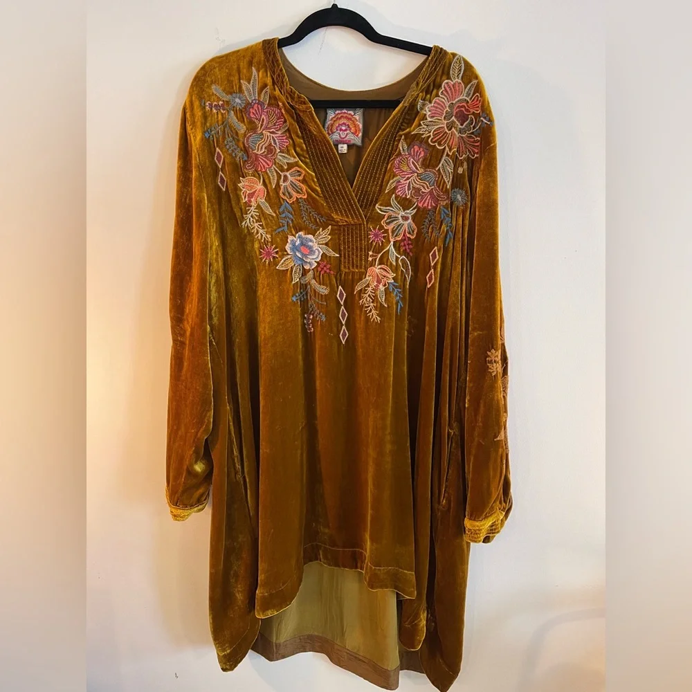 Johnny Was Embroidered Velvet Women Dress - Picture 2 of 6